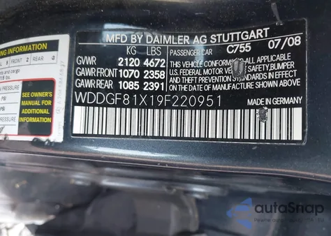 2009 Mercedes-Benz C 300 Luxury 4Matic/Sport 4Matic z USA, uszkodzony, nr VIN WDDGF81X19F220951